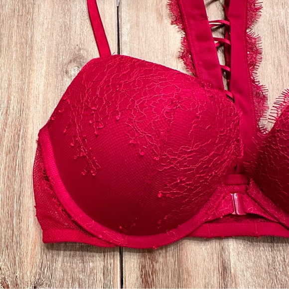 NWOT Victoria’s Secret Front Close Lace Push-up Bra Vibrant Red 32C - Picture 6 of 10